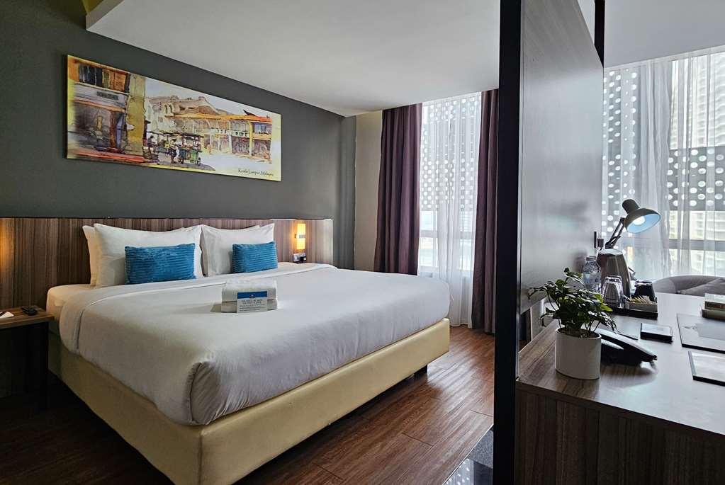 Days And Suites Fraser Business Park Kl Kuala Lumpur Room photo